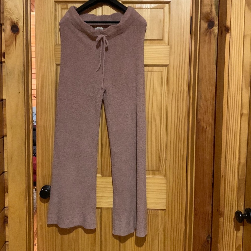 Very very soft and comfortable do not want to sell, but they are too big for me